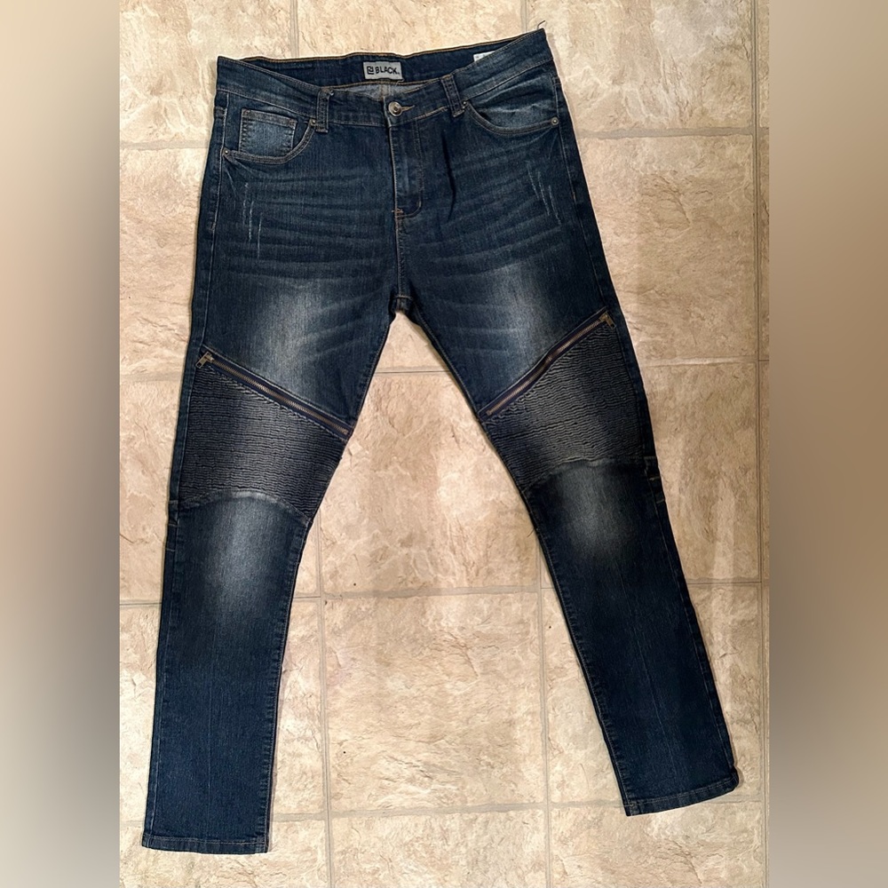 Men’s Black Moto Zip Stacked Jeans